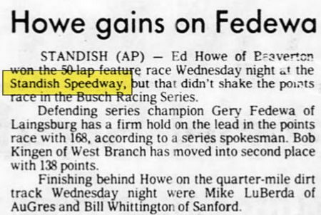 Standish Speedway (Standish Raceway) - Aug 1979 Article On Ed Howe Gaining On Fedewa (newer photo)